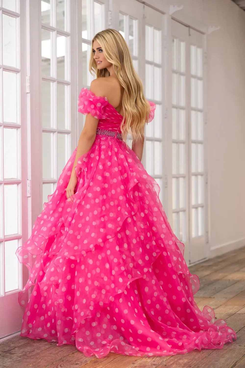 Ava Presley 39318 Dresses