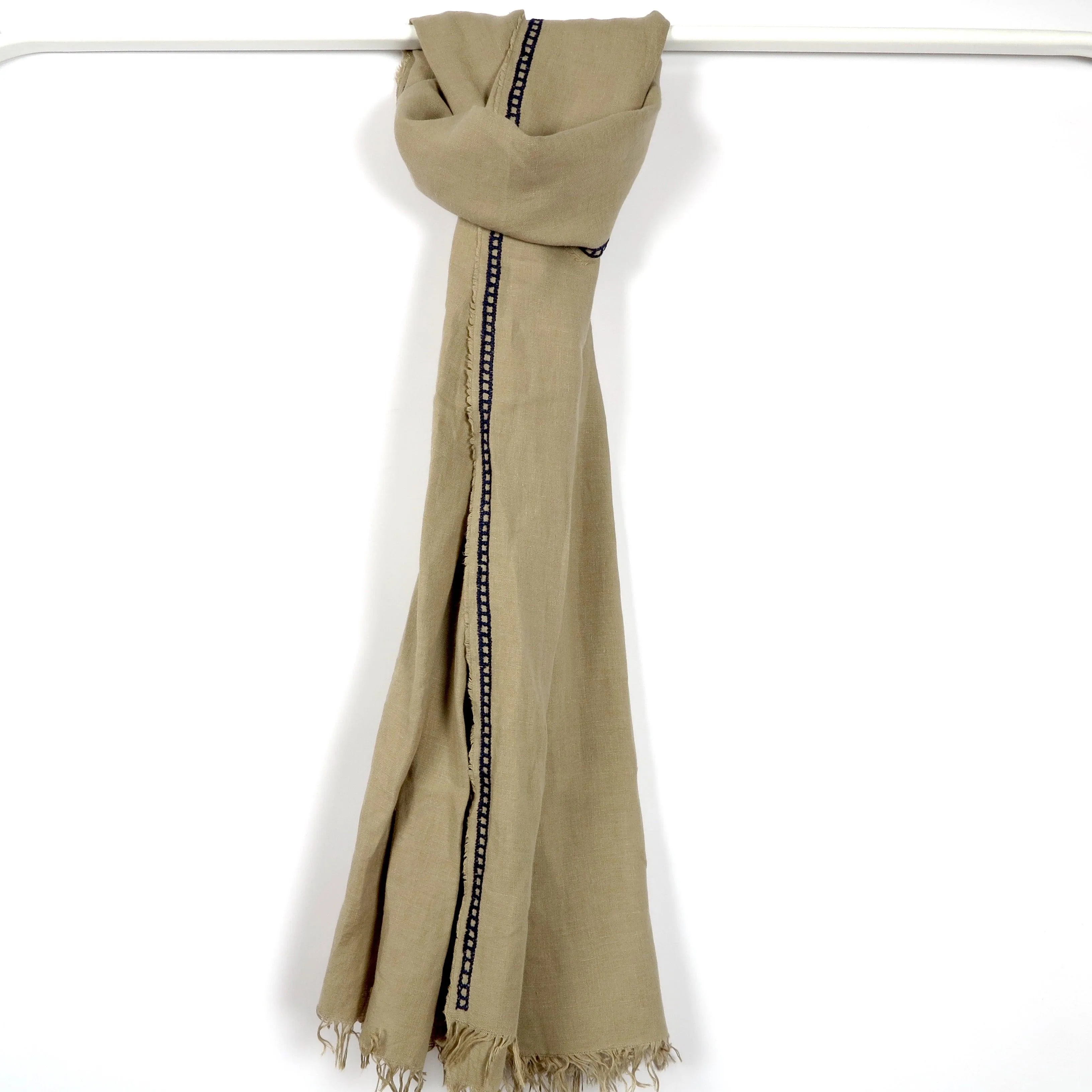 BEIGE LINEN SHAWL NAVY CHAIN UNISEX