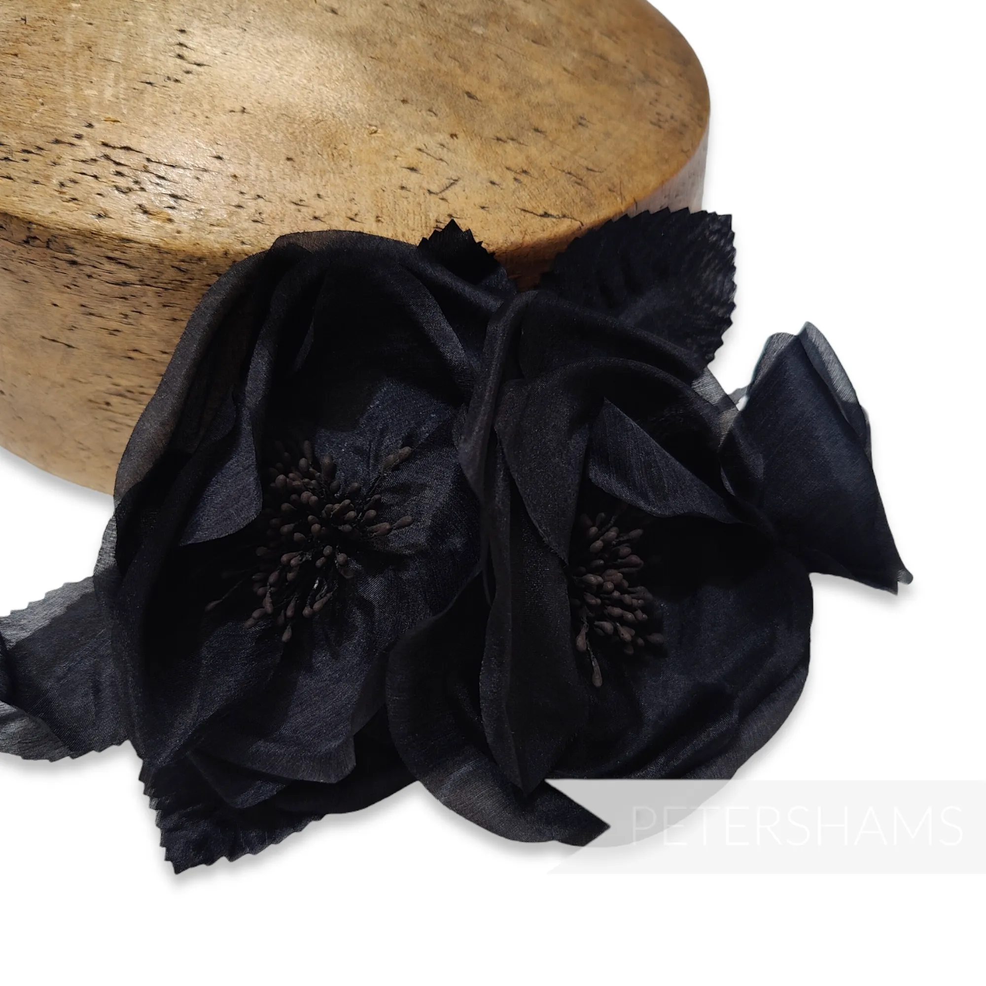 'Clare' Triple Silk Blossoms and Bud Hat Flower Mount